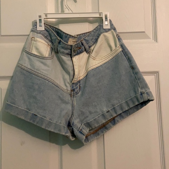 Pacsun Hopper Patch Denim Mom Shorts - Picture 2 of 4